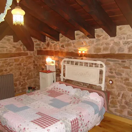 Holiday home Casa Rural El Hayedo