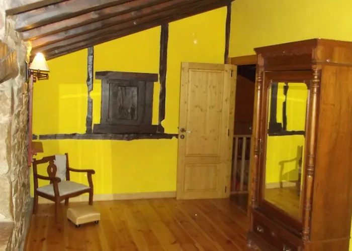 El Hayedo Сasa de vacaciones Pineda de la Sierra